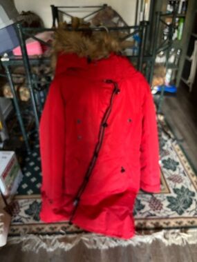 Minus Zero Arctic Parka Womens Large Red Down Insulated Faux Fur Hood Jacket